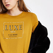 River Island T-shirt à Inscription « Luxe » Jaune